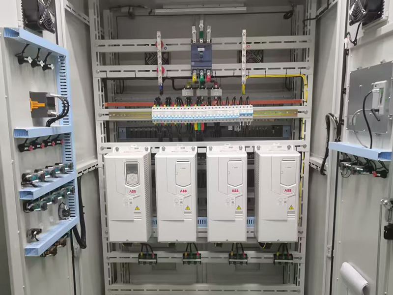 动力柜